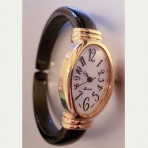 Vintage Avon bracelet watch
